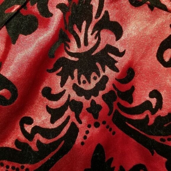 Torrid size 1 1x red one shoulder damask top - Picture 6 of 7
